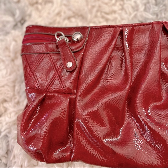 Kristin Davis clutch, patent leather styled vegan purse - Picture 2 of 5